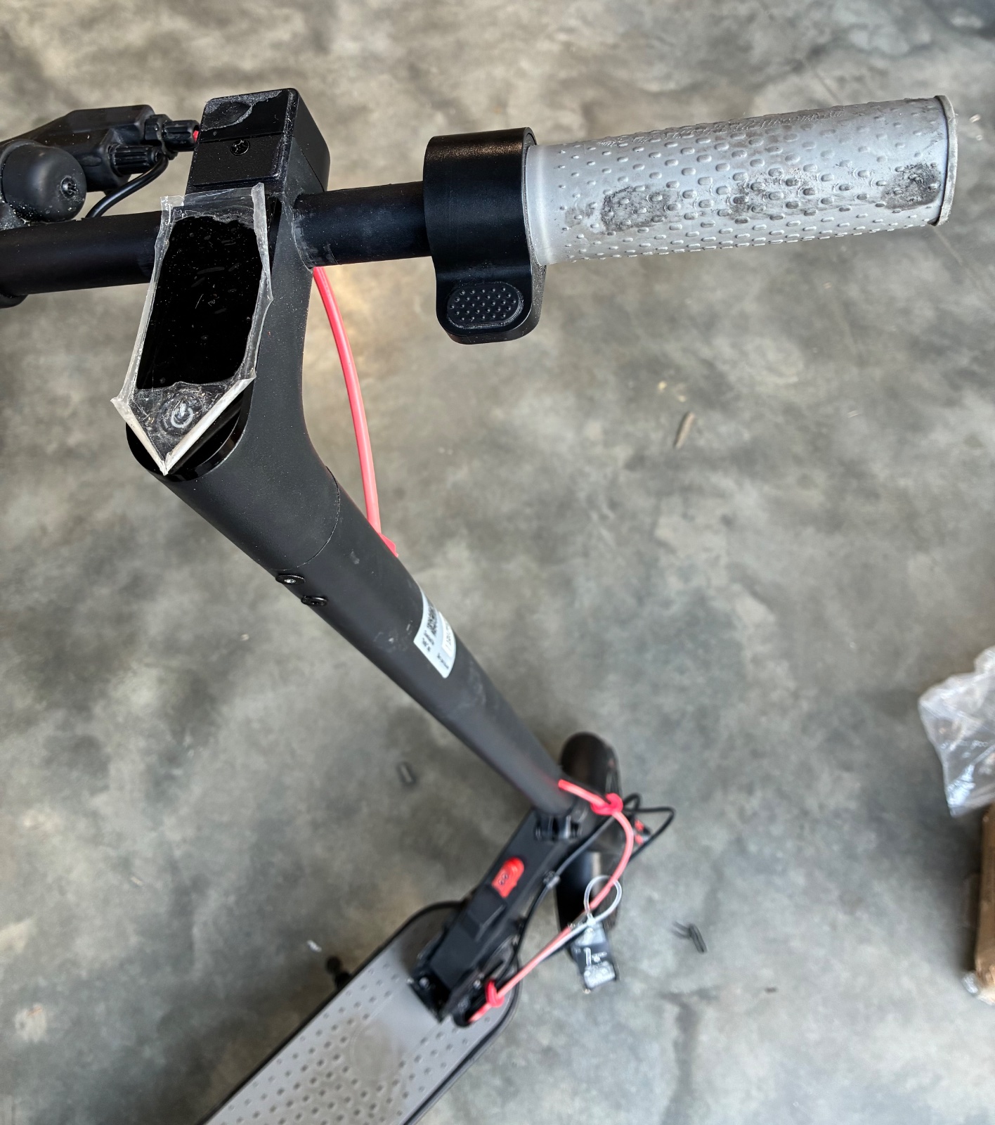 Electric scooter 350w motor 21 miles range — photo 2
